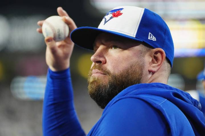 Blue Jays’ John Schneider named finalist for AL manager of the year