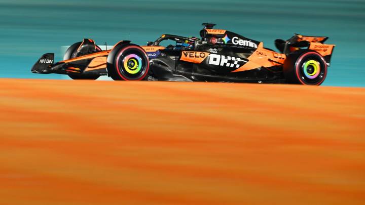 Piastri se lleva una pole Mundial con Verstappen detrás de los McLaren, Sainz séptimo y Alonso octavo