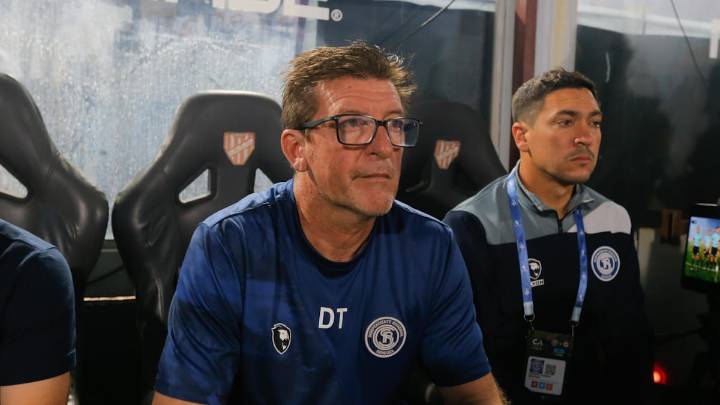 Así fue la caliente expulsión de Alfredo Berti frente a Argentinos Juniors en Córdoba