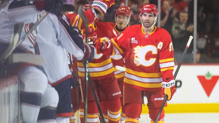 Kadri scores in 1,000th game, Flames cruise past Blue Jackets
