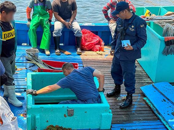 Fiscalía ambiental interviene embarcación por modificaciones
