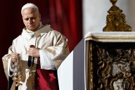León XIV pide “formar otra mentalidad” entre los jóvenes contra la violencia machista