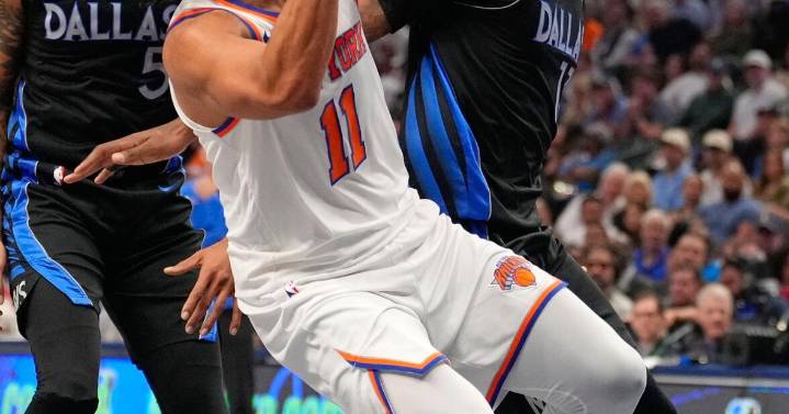 Brunson's 28 points, Shamet's late heroics push Knicks past Mavericks 113