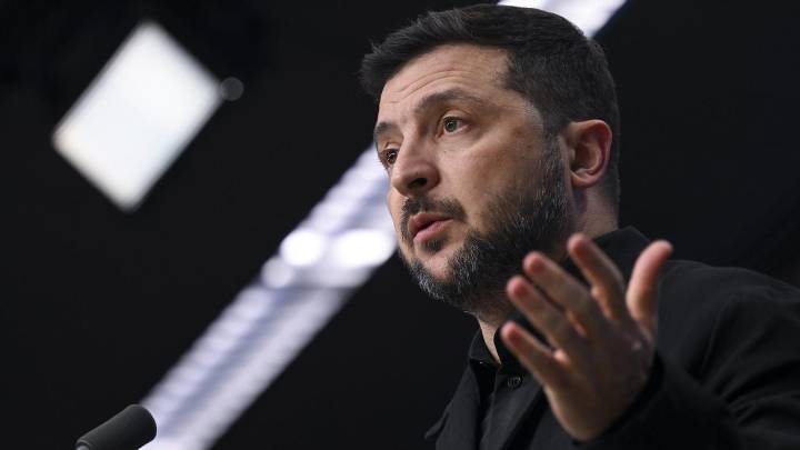 Zelenski gana tiempo para negociar la paz con EE UU y Rusia