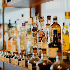 Debate por Impuestos al Alcohol para Reducir Muertes y Proteger Menores