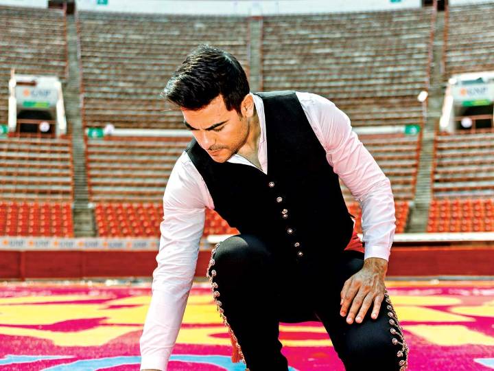 Carlos Rivera festejará a las mamás en la Plaza de Toros México