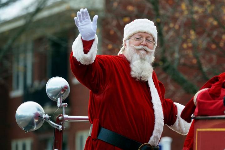 Lake County hotel offers $144 Christmas package for winery pop