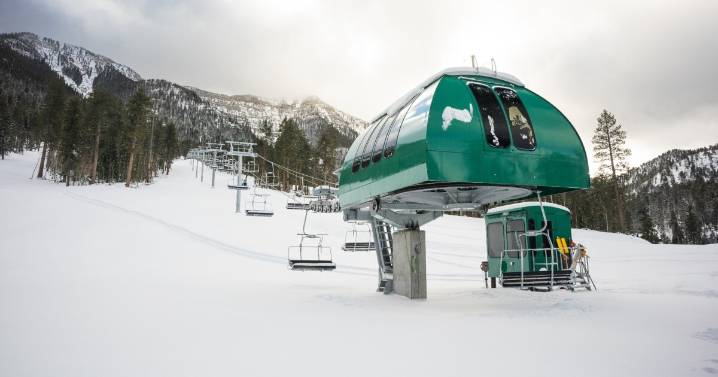 Lee Canyon visitors face checkpoint delays; advance lift ticket purchase advised