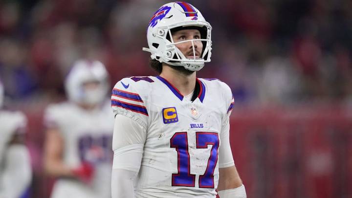 NFL QB rankings, Week 13: Josh Allen slips to Tier 2; where does Shedeur Sanders land?