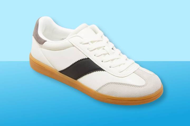 Universal Thread’s Fashion Sneakers Are $40 at Target