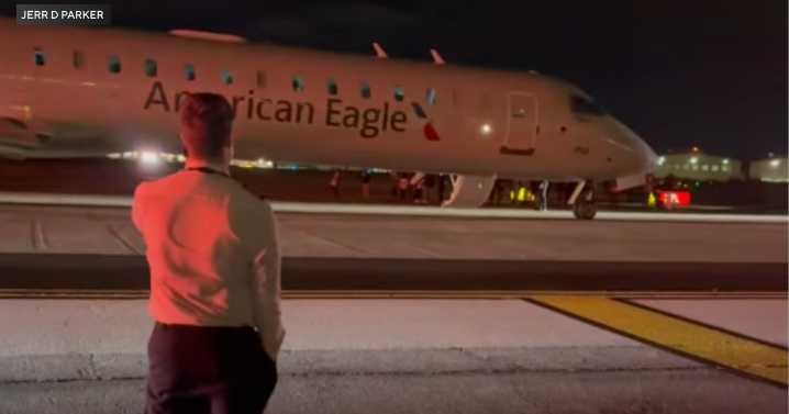 Plane evacuated at Philadelphia International Airport due to mechanical issue