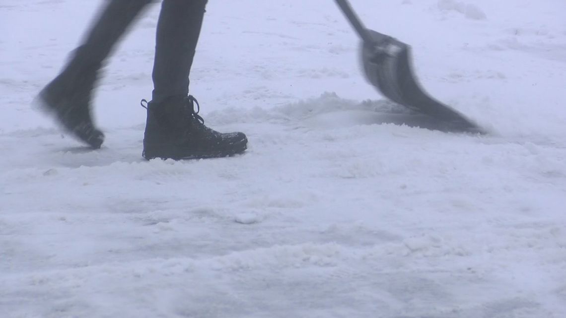 Toledo expecting up to 6 inches of snow; doctors warn of shoveling risks