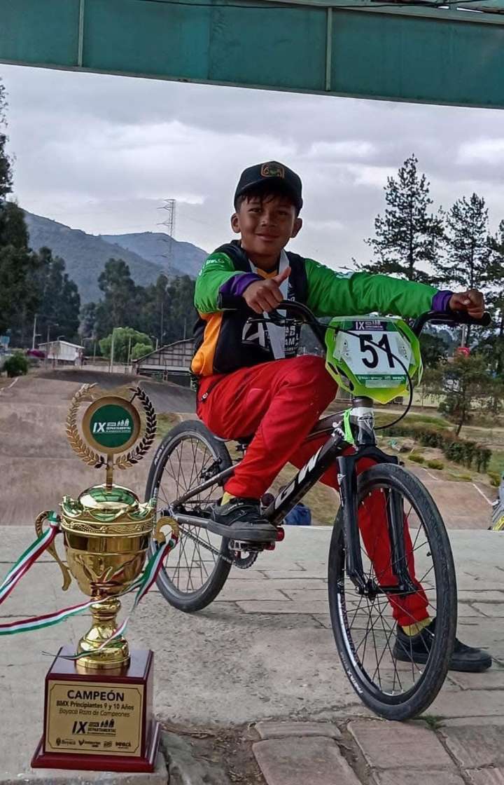 LOGRÓ EL MÁXIMO TÍTULO DE LA COMPETENCIA -