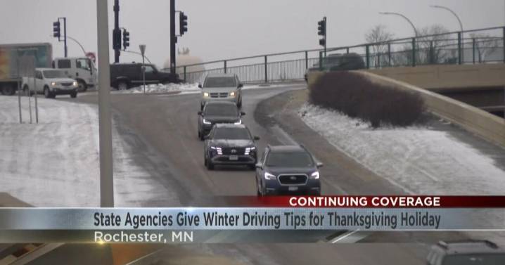 Thanksgiving travelers take to the road despite weather delays