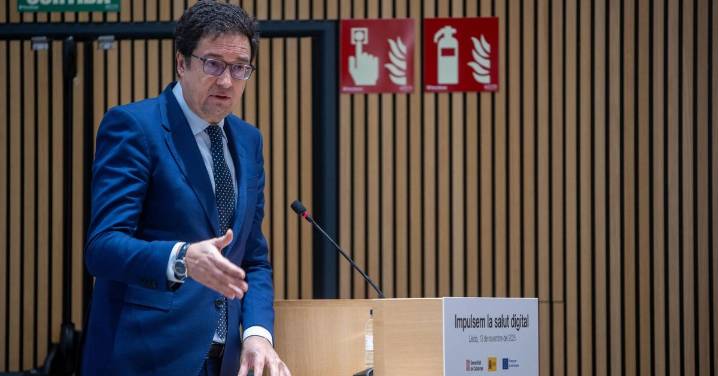 El Gobierno ofrece una subida salarial del 10% para los funcionarios entre 2025 y 2028