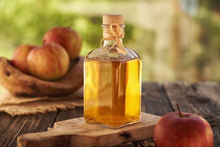 3 Foods to Pair With Apple Cider Vinegar Proven to Boost Its Benefits
