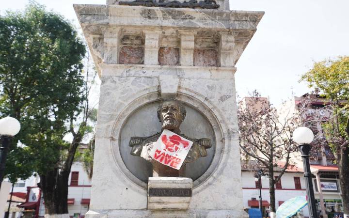 Cancelan por inseguridad desfile del 20 de noviembre en Uruapan