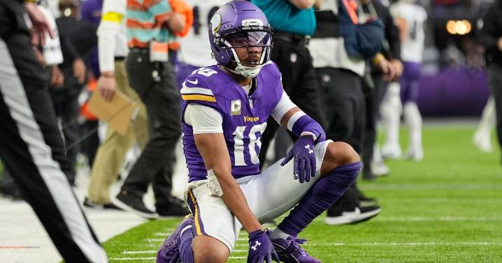 Justin Jefferson strives to get back in 'savage mode' to give lagging Vikings offense a boost