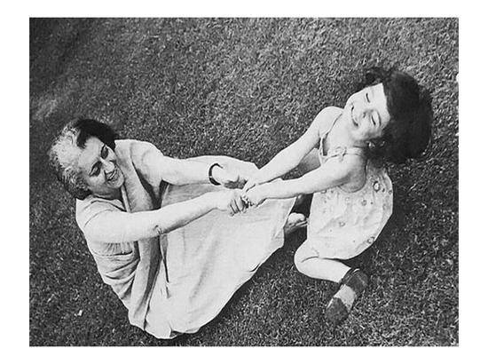 "Made the world acknowledge India's might": Priyanka Gandhi remembers grandmother Indira Gandhi [ FULL VIEW ]