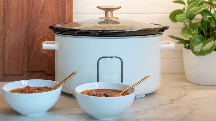 The Boozy Slow-Cooker Blunder That's Ruining A Taste Of Dinner