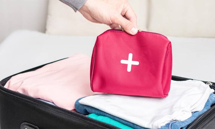Salud en la valija: guía para armar el botiquín de viaje ideal
