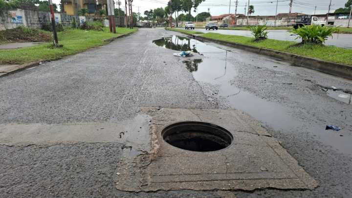 Conductores en Maturín piden sellar las alcantarillas sin tapas