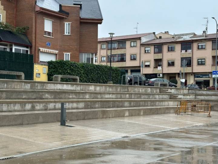 Mejoras en la pista de la urbanización Piedra Dorada