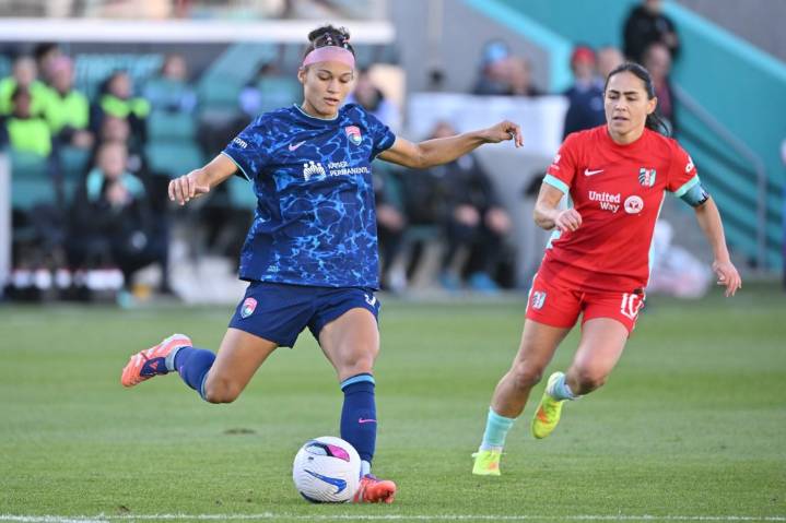 Wave wrap regular season, learn playoff fate on NWSL's 'Decision Day'