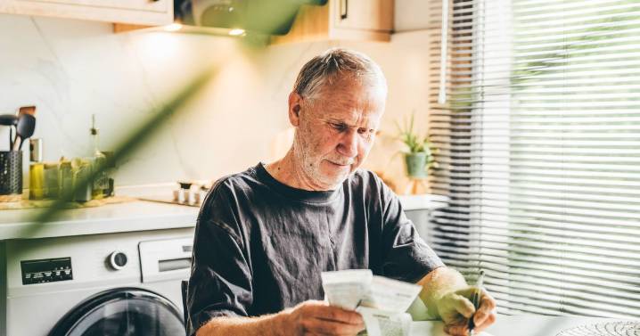 State Pension rise from April 2026 leads to '£22 warning'