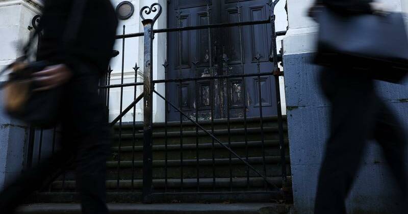 Synagogue arsonist was seeing zombies, hearing voices