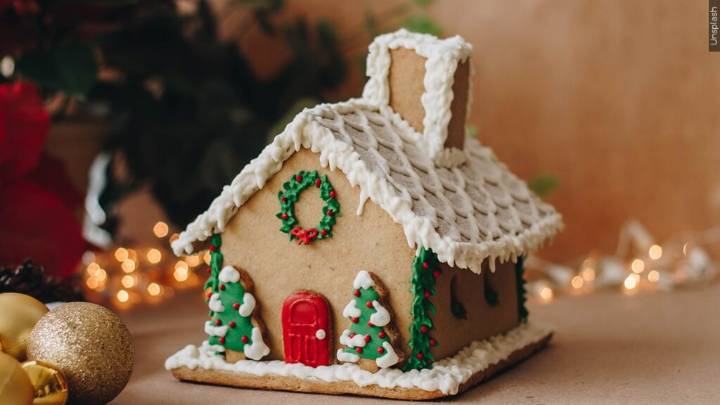 First Lady Invites Students and Adults to Enter Inaugural Gingerbread House Competition