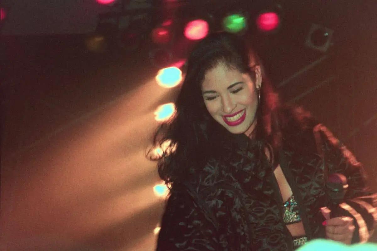 “Selena y Los Dinos”: el documental que revela a la verdadera Selena