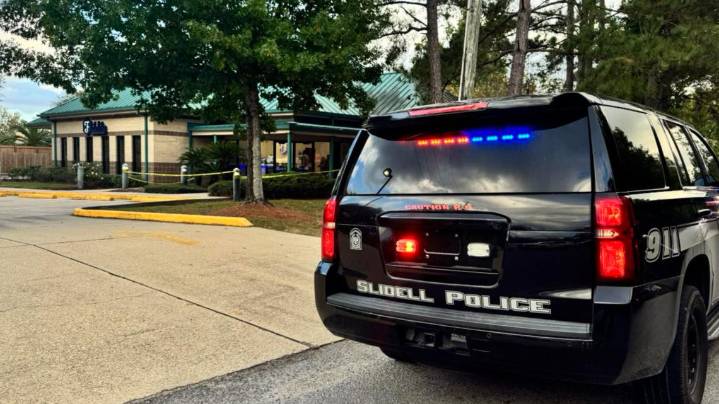 Slidell police investigate bank robbery at Fidelity Bank