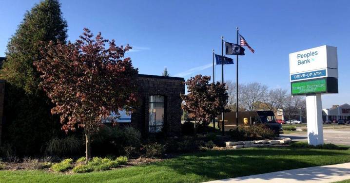 Peoples Bank, 1st Source see profit gains; Horizon hit by strategic loss