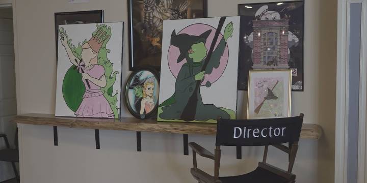 Moviegoers can vote in ‘Wicked’ good art contest