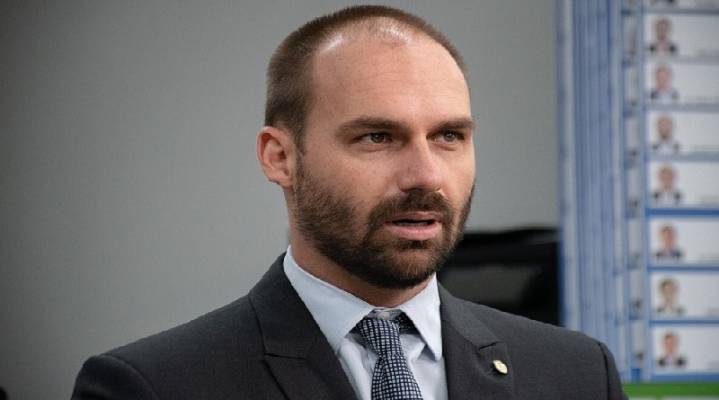Inicia juicio contra hijo de Bolsonaro por pedir sanciones de Estados Unidos