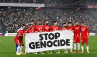 50,000 fans cheer for Palestine at friendly football match in Spain