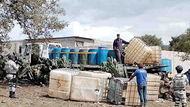 FGR Asegura 60 Mil Litros de Presunto Hidrocarburo en Cateo en El Marqués, Querétaro