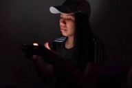 Riesgo de depresión adolescente aumenta en 450% con 5 horas diarias de pantalla