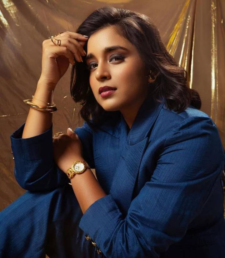 Sumbul's big screen dreams...