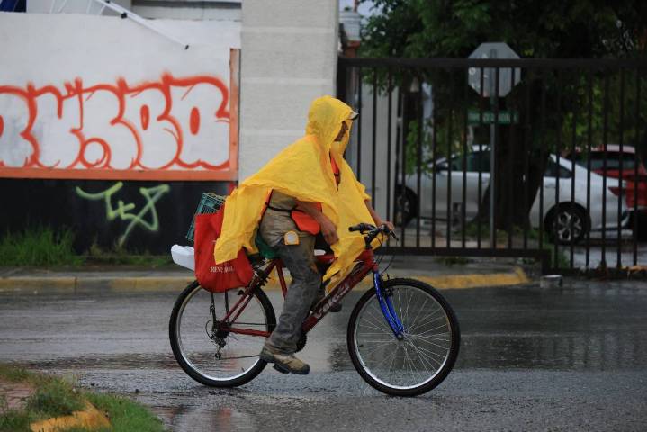Frente frío y masa de aire frío provocará evento de ‘Norte’; Azotarán lluvias torrenciales y fuertes vientos