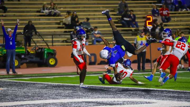 PD football defeats Abilene Cooper to claim outright district title