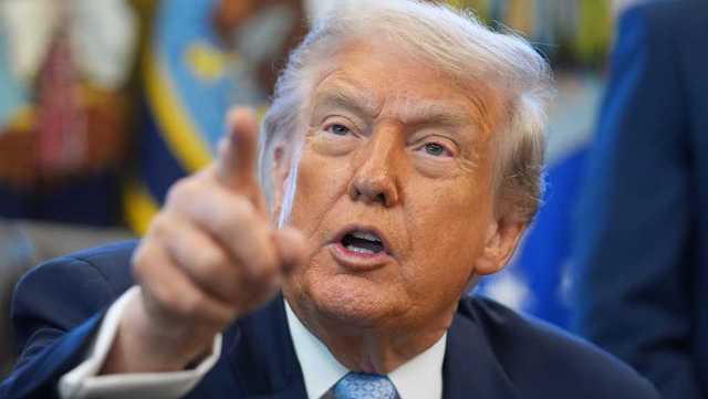 Trump accuses Democrats of 'seditious behavior, punishable by death' for urging troops to refuse illegal orders