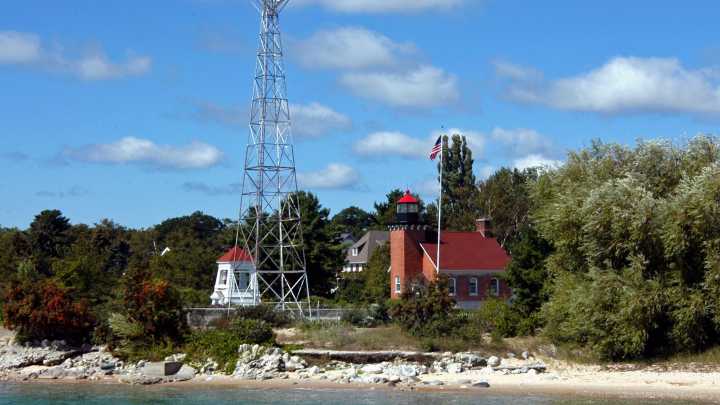 At the Manna Food Project, the face of hunger isn't what you expect