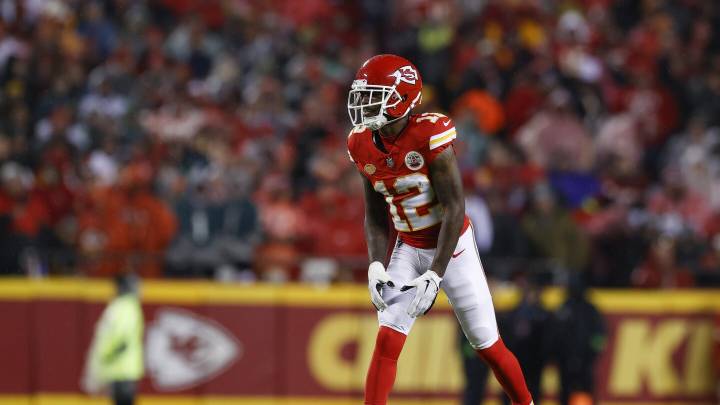 Bills sign WR Mecole Hardman to the practice squad