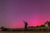 Auroras boreales iluminan el cielo de La Rumorosa, Baja California