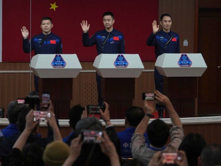 Chinese astronauts return to Earth after being stuck in space