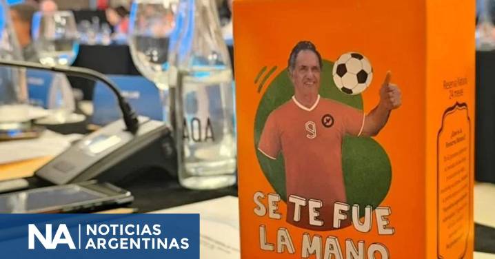 Scioli presentó una yerba mate con su apodo: "Pichichi“