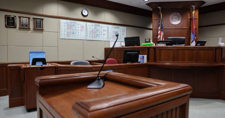 Man harassed St. Charles cop, jury says. Not 'free speech'