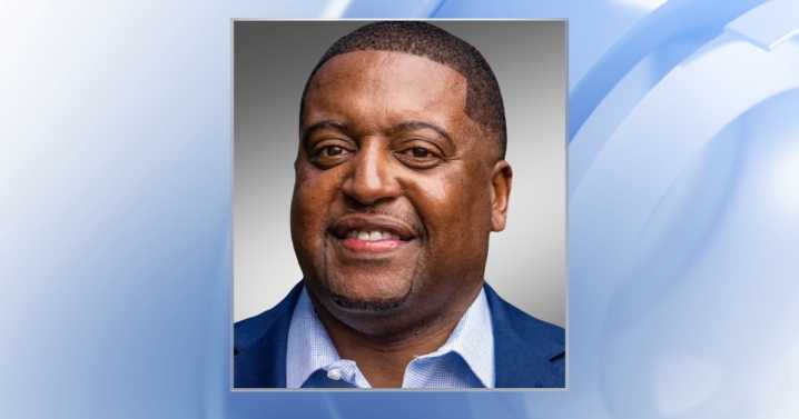 Fayetteville returns Mitch Colvin to mayor's office :: WRAL.com